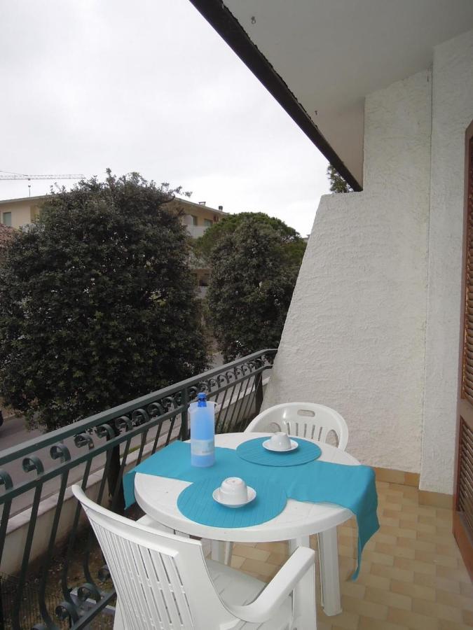 Relaxing With Private Garden 250m From The Sea *